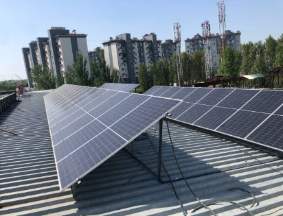 Установка солнечных панелей