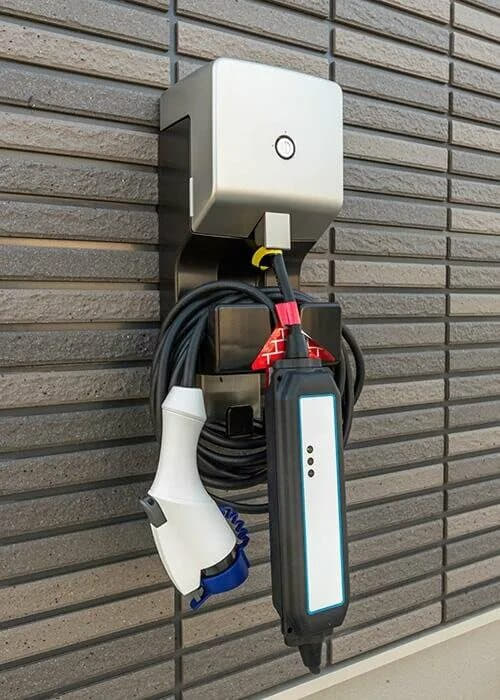 Elektromobil zaryadkasi o‘rnatish
