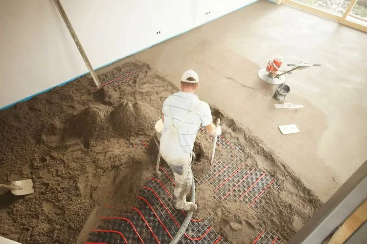 Stajka (beton pol quyish) xizmati