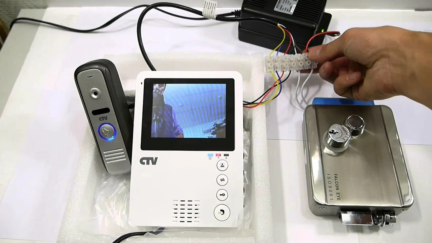 Установка домофона