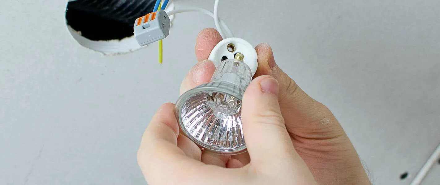 Galogen lampa o‘rnatish xizmati