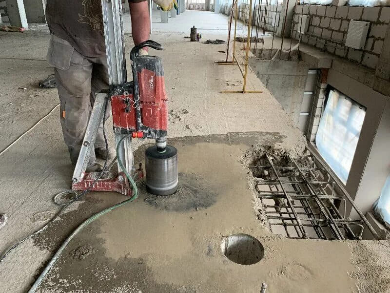 Beton teshish