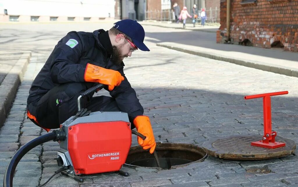 Услуга прочистки канализации - Сантехнические услуги