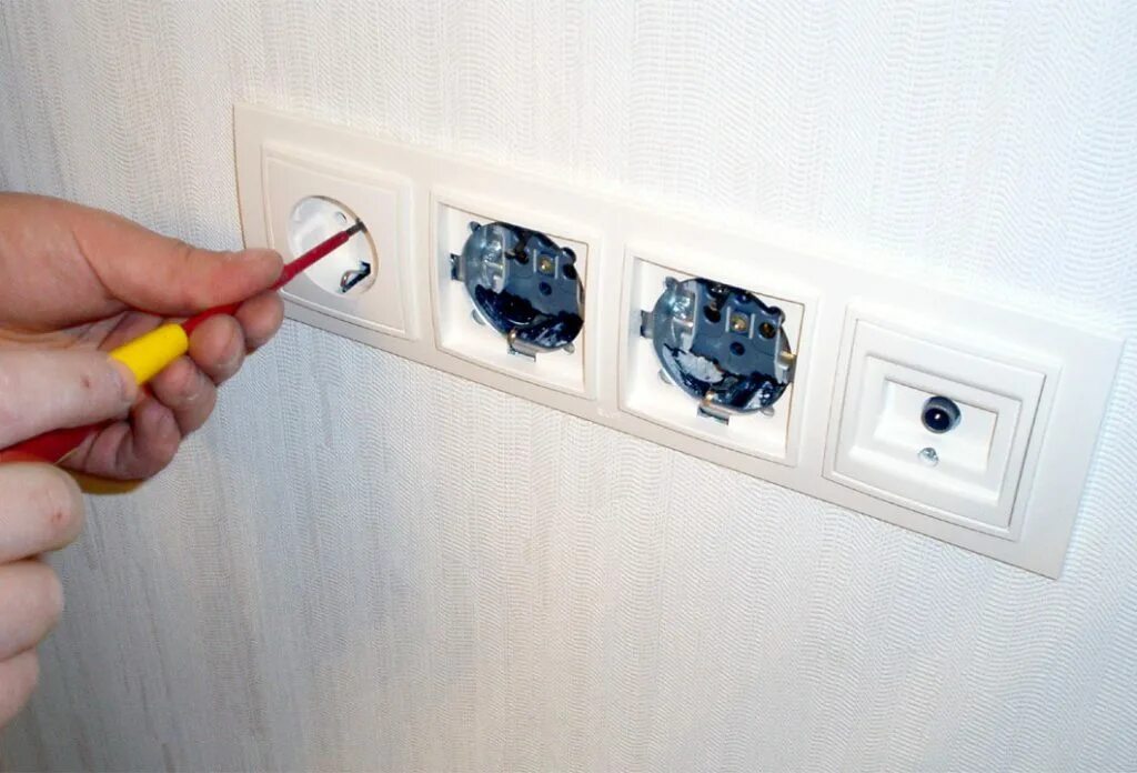 Установка розеток