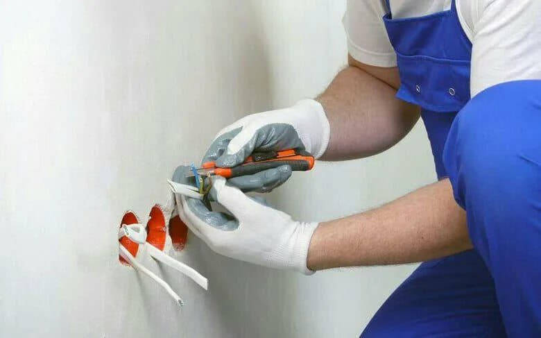 Electrician Call-Out Service