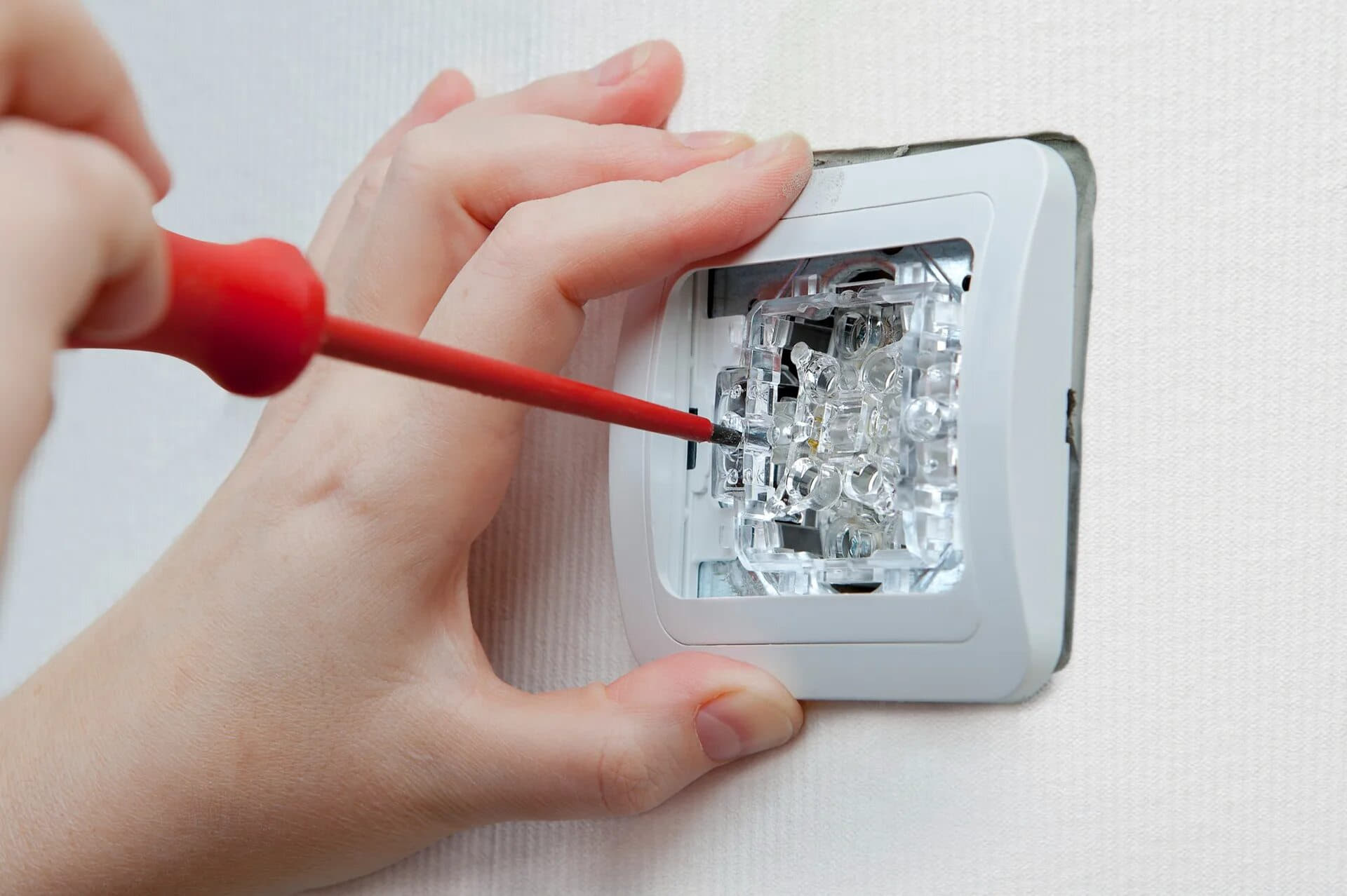 Установка выключателя