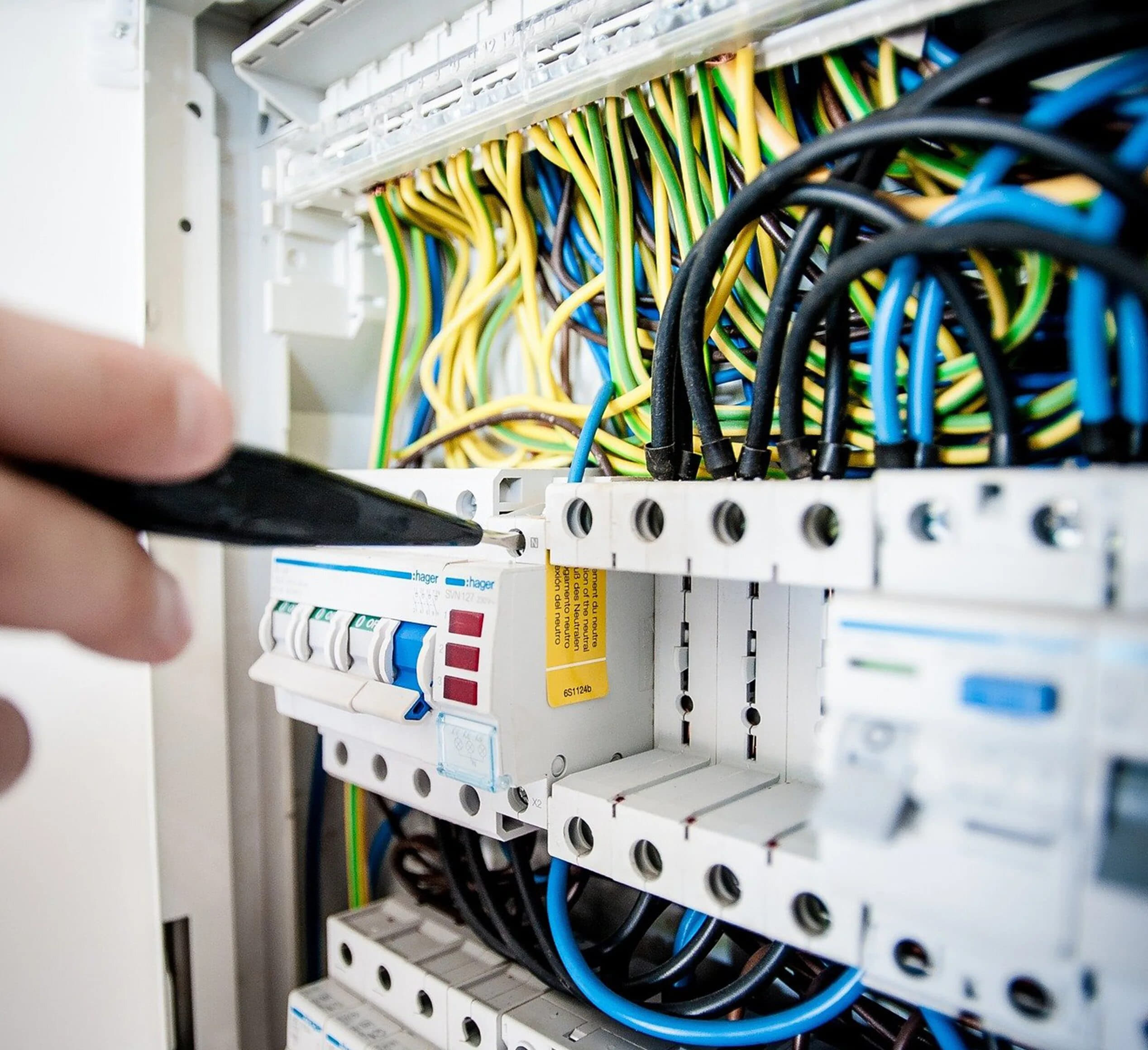 Электромонтажные работы - Электромонтажные услуги