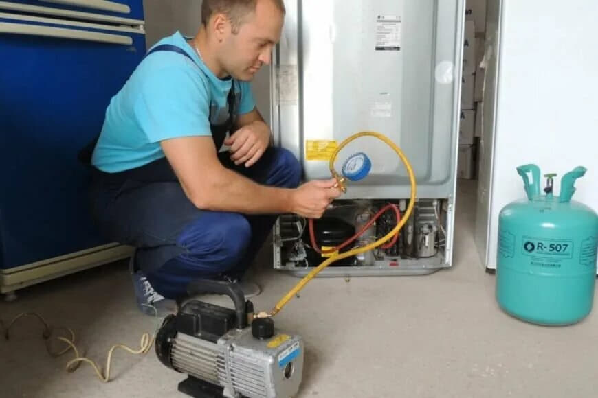 Заправка фреоном холодильника