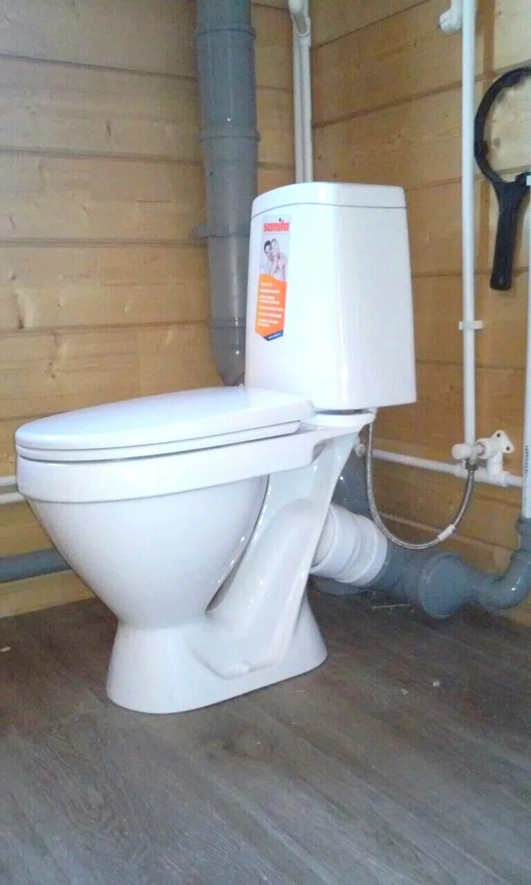 Установка унитаза