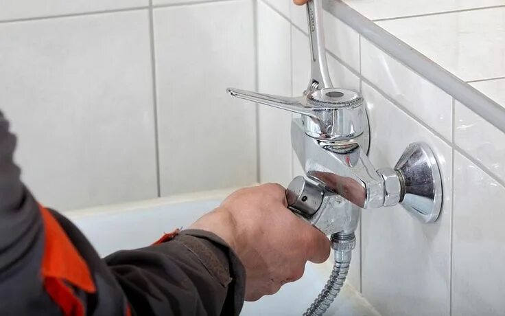 Установка смесителя - Сантехнические услуги