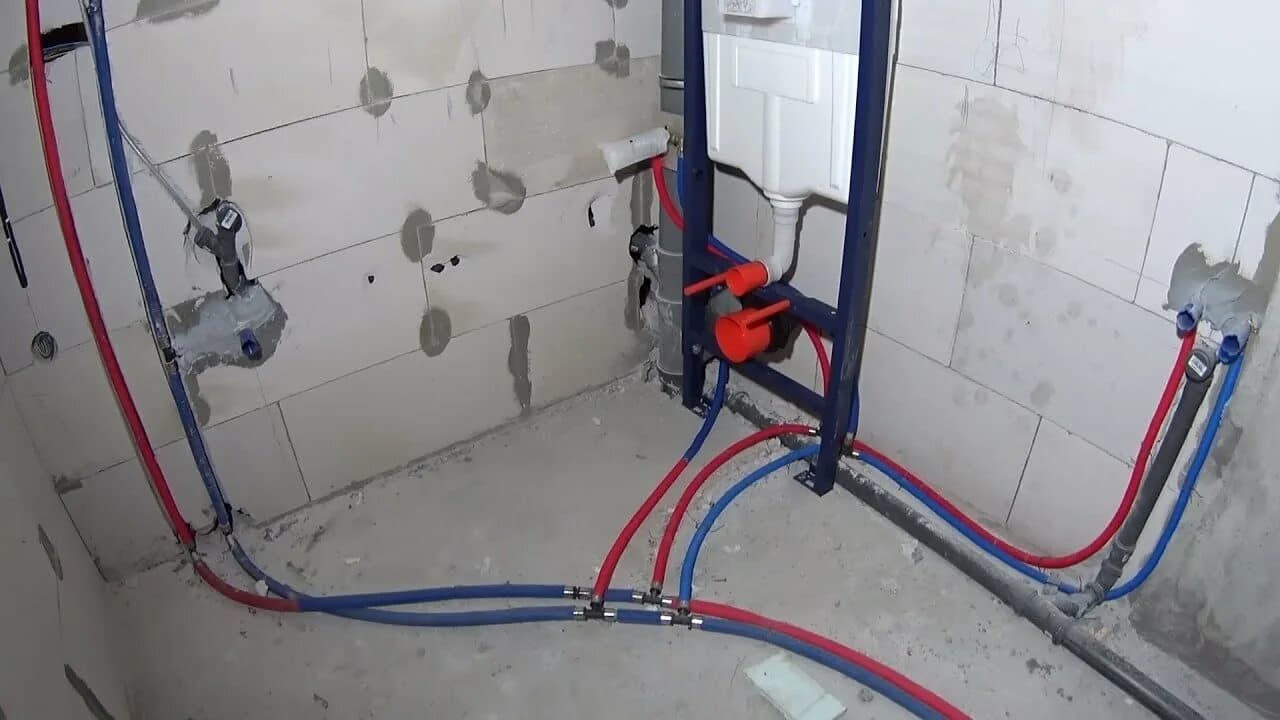 Монтаж сантехнической точки