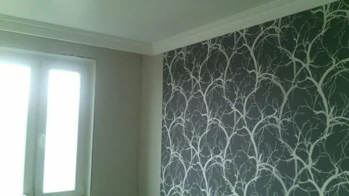 Малярные работы и поклейка обоев - Услуги по ремонту жилья