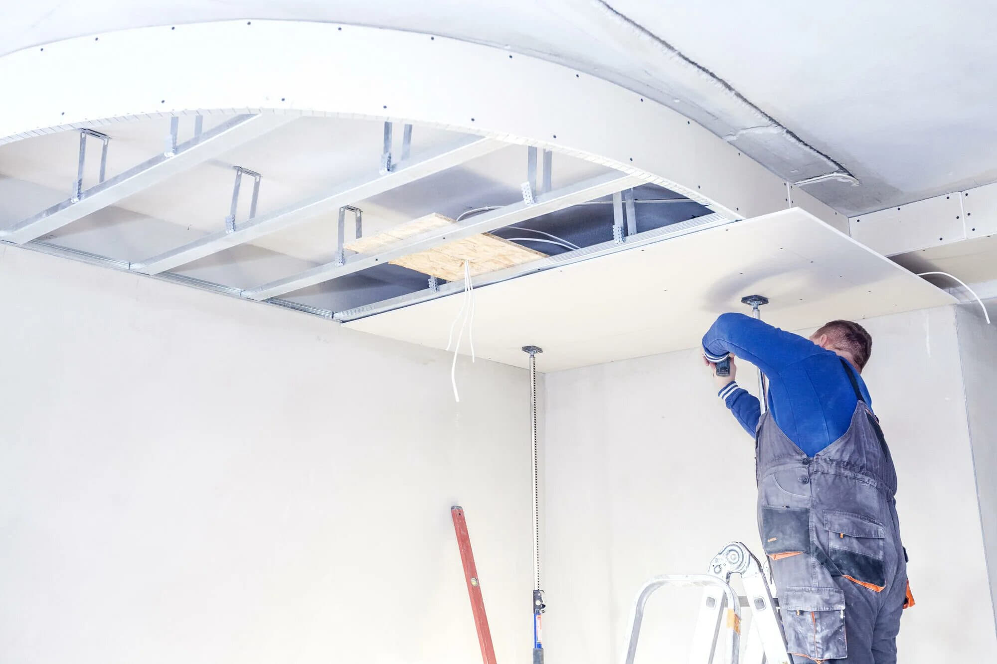 Работы с гипсокартоном - Услуги по ремонту жилья