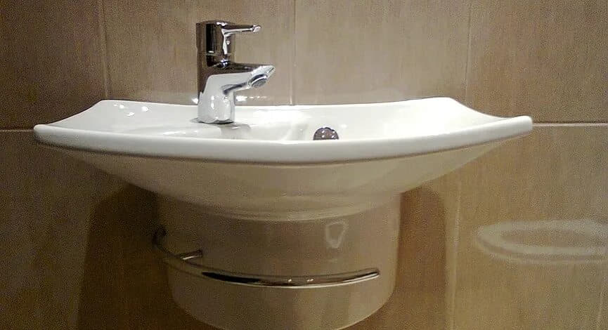 Установка раковины