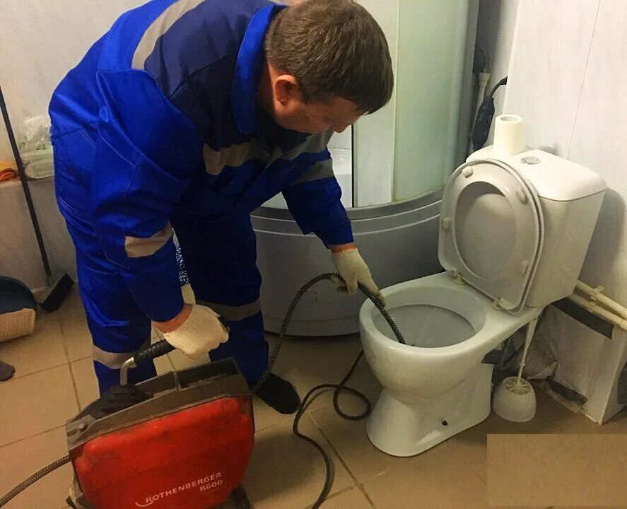 Очистка канализации (унитаз) - Сантехнические услуги