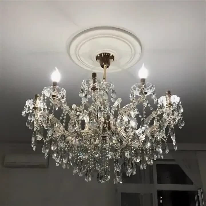 Установка люстры