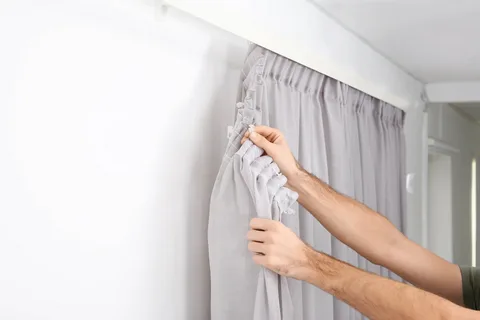 Услуга стирки штор