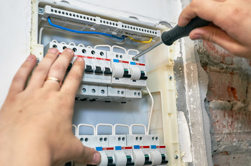 Установка электрощита - Электромонтажные услуги