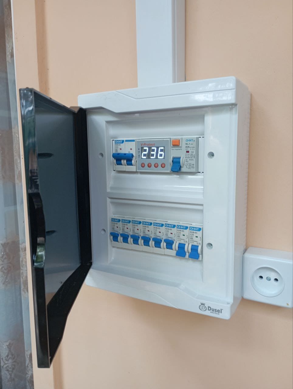 Установка электрического щита