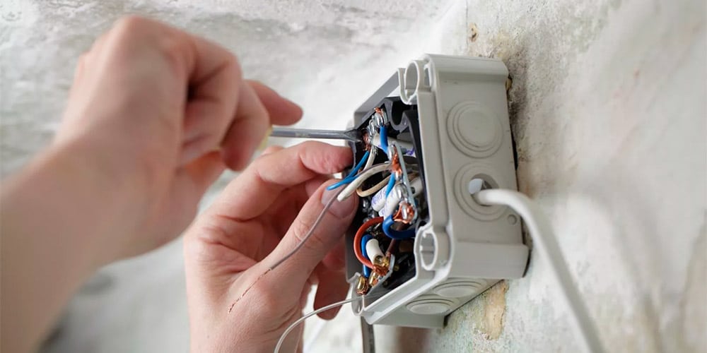 Установка электрической точки - Электромонтажные услуги