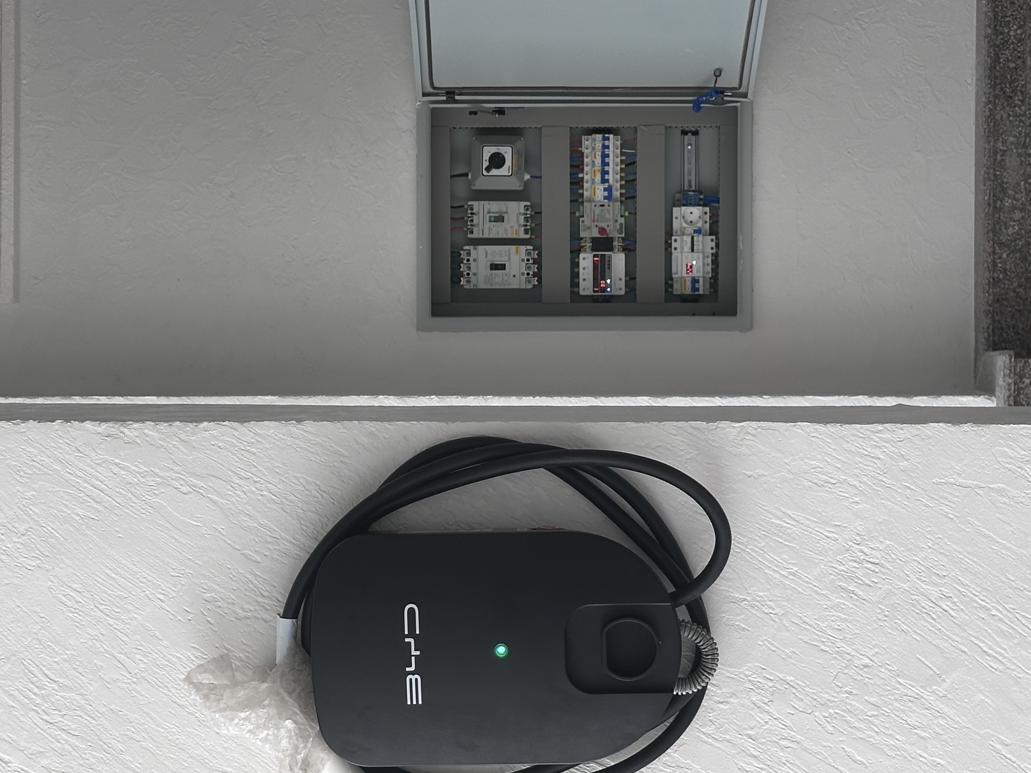 Выезд электрика на дом