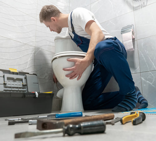 Установка унитаза