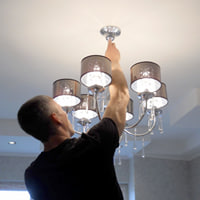 Установка люстры - Электромонтажные услуги