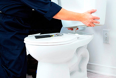 Установка унитаза