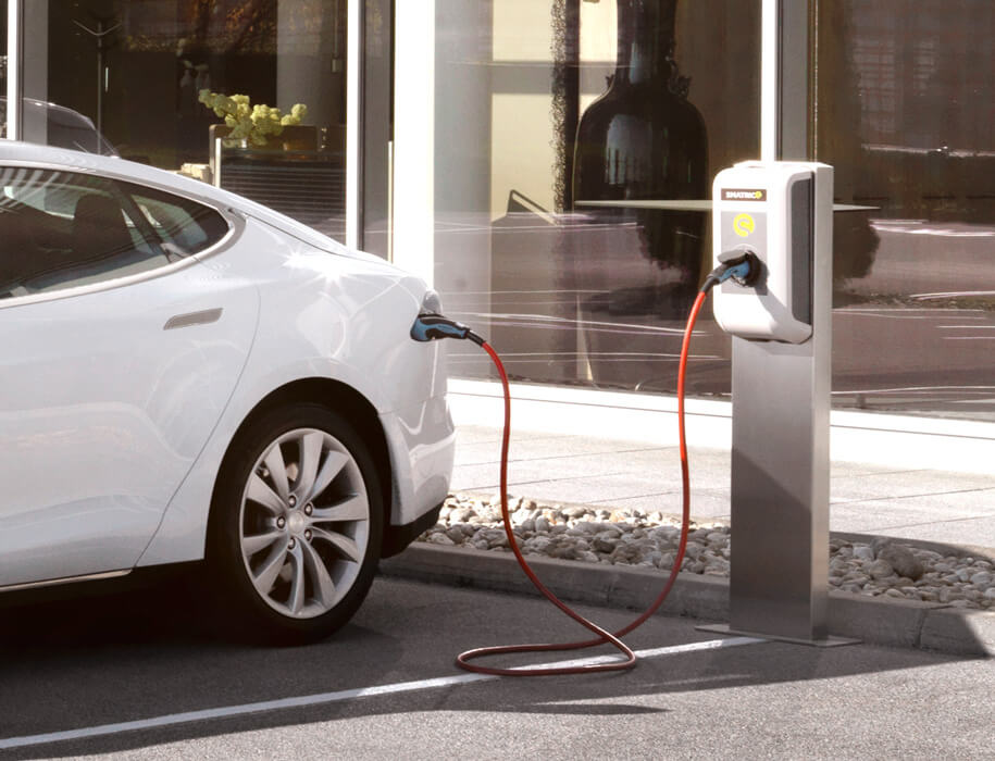 Установка зарядной станции для электромобиля