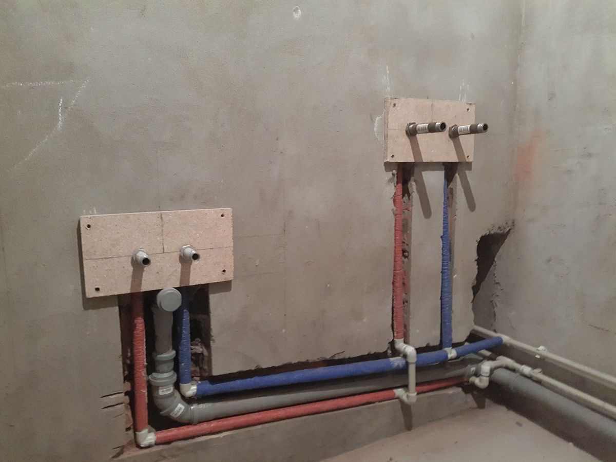 Монтаж сантехнической точки