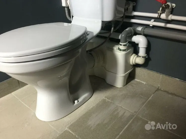 Установка унитаза