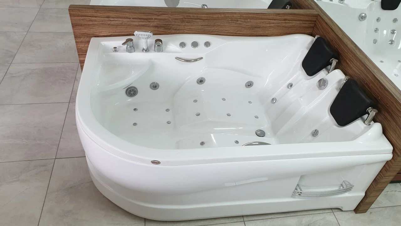 Установка джакузи