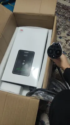 Установка зарядного устройства для электромобиля