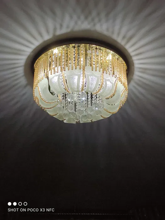 Установка люстры