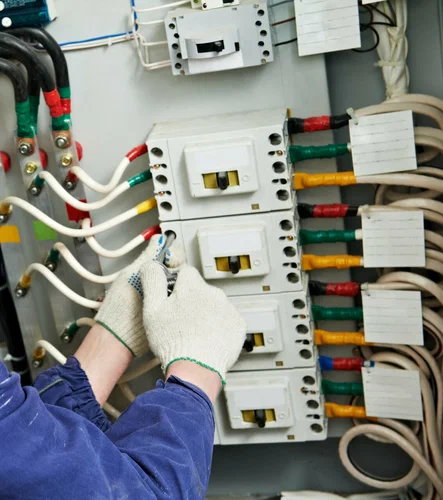 Услуга электромонтажа