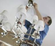 Установка люстры