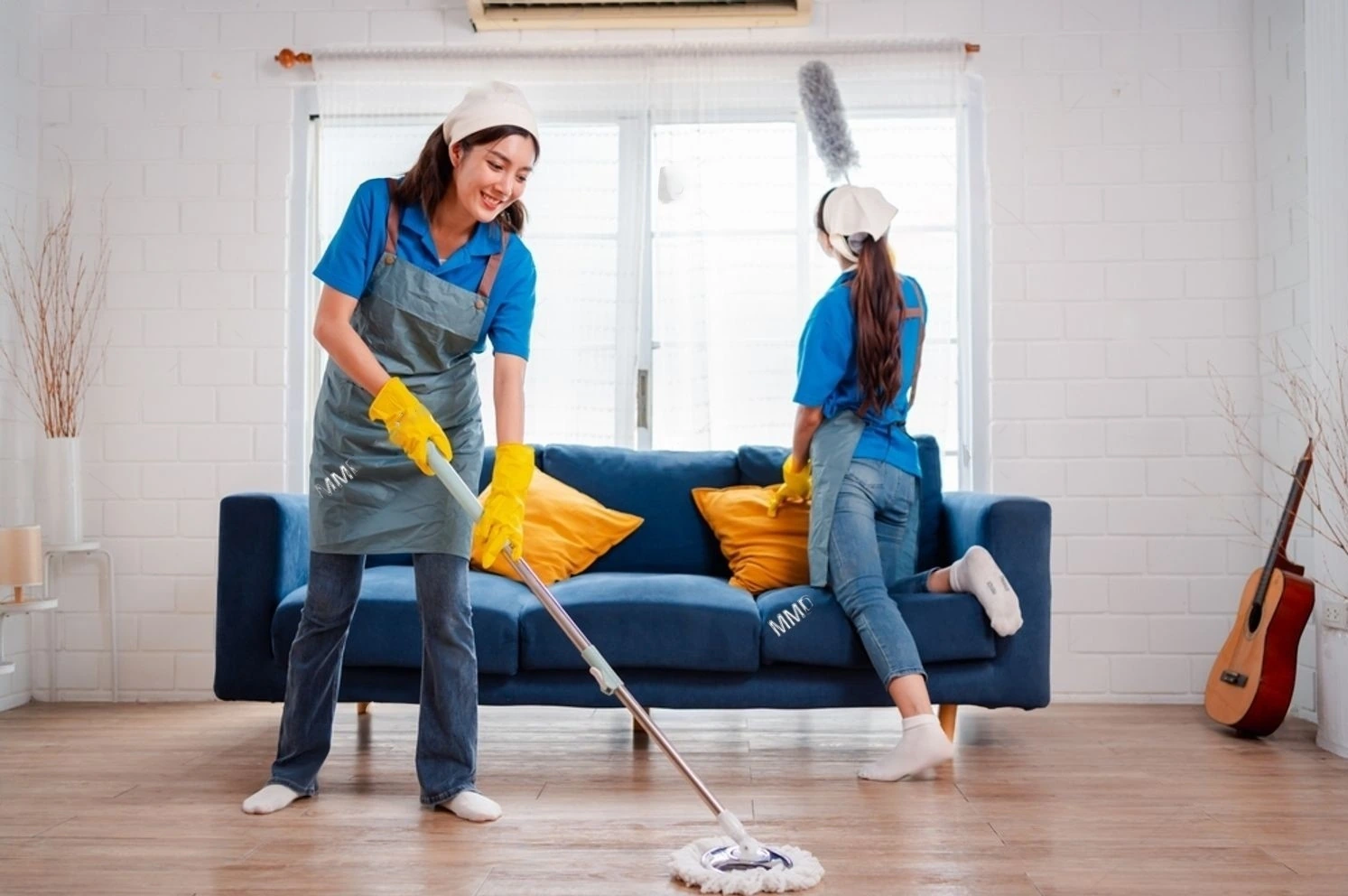 Услуги по уборке квартиры - Услуги уборки